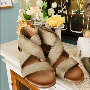 Miz Mooz 
Brand new never worn khaki sandals size 39